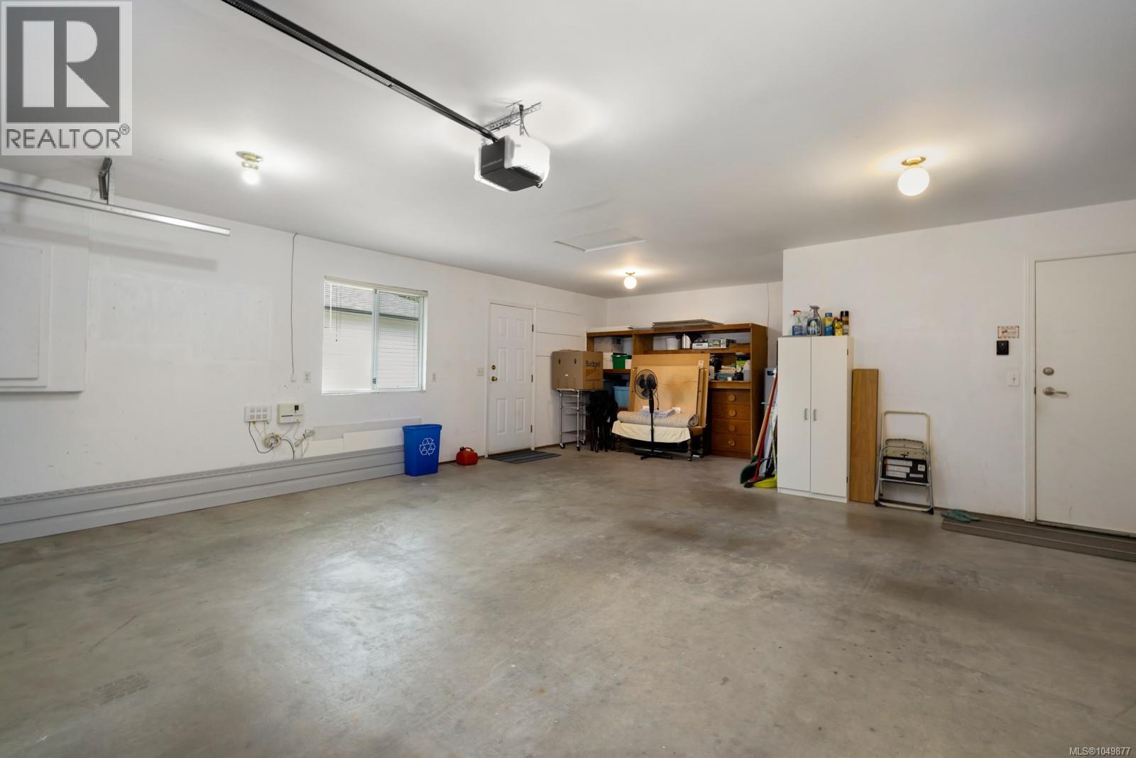 2032 Deborah Pl Property Photo 28