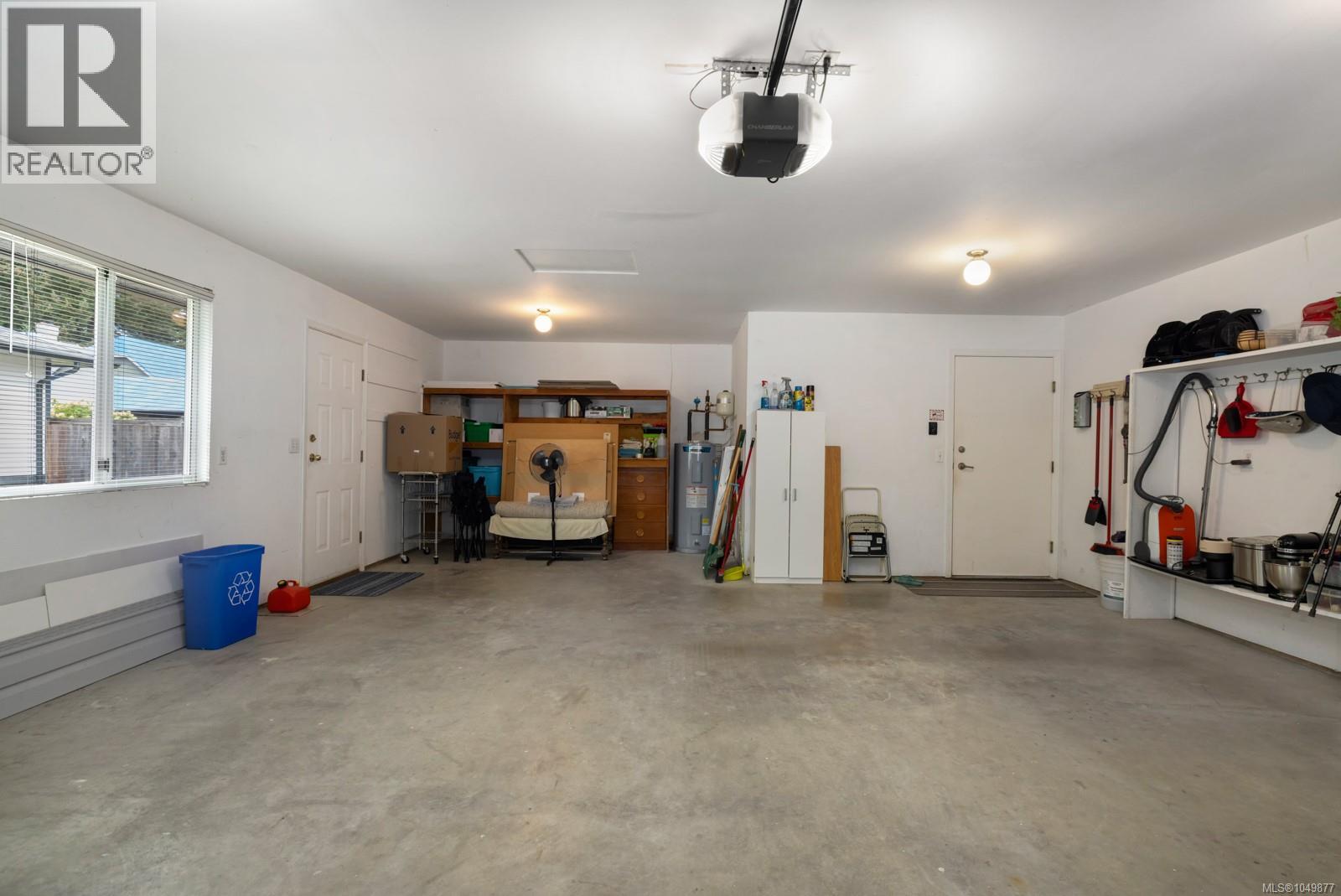 2032 Deborah Pl Property Photo 29