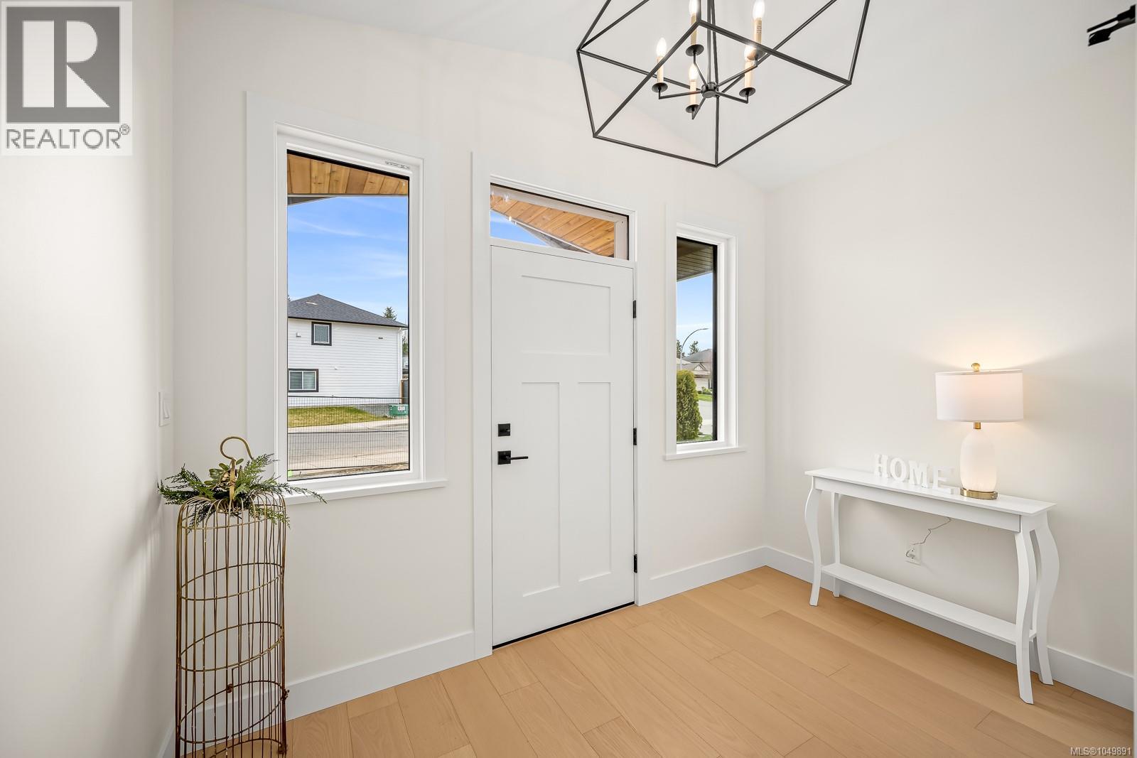 7 865 Grumman Pl Property Photo 6