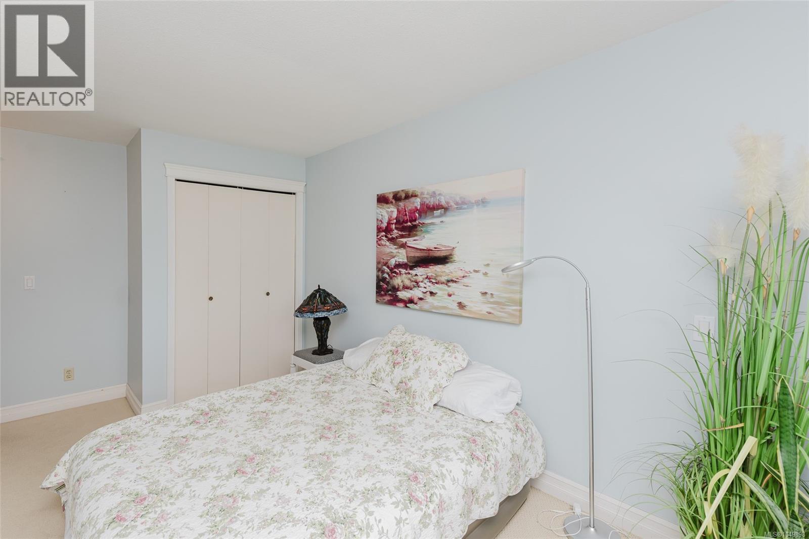306 2250 Manor Pl Property Photo 20