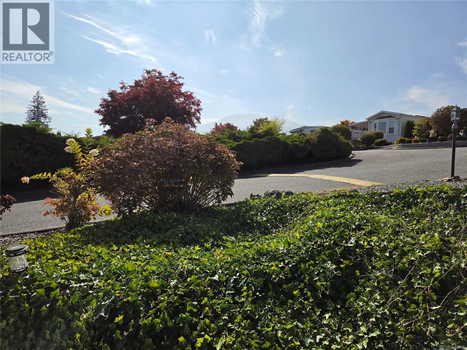 13 10980 Westdowne Rd Property Photo 21