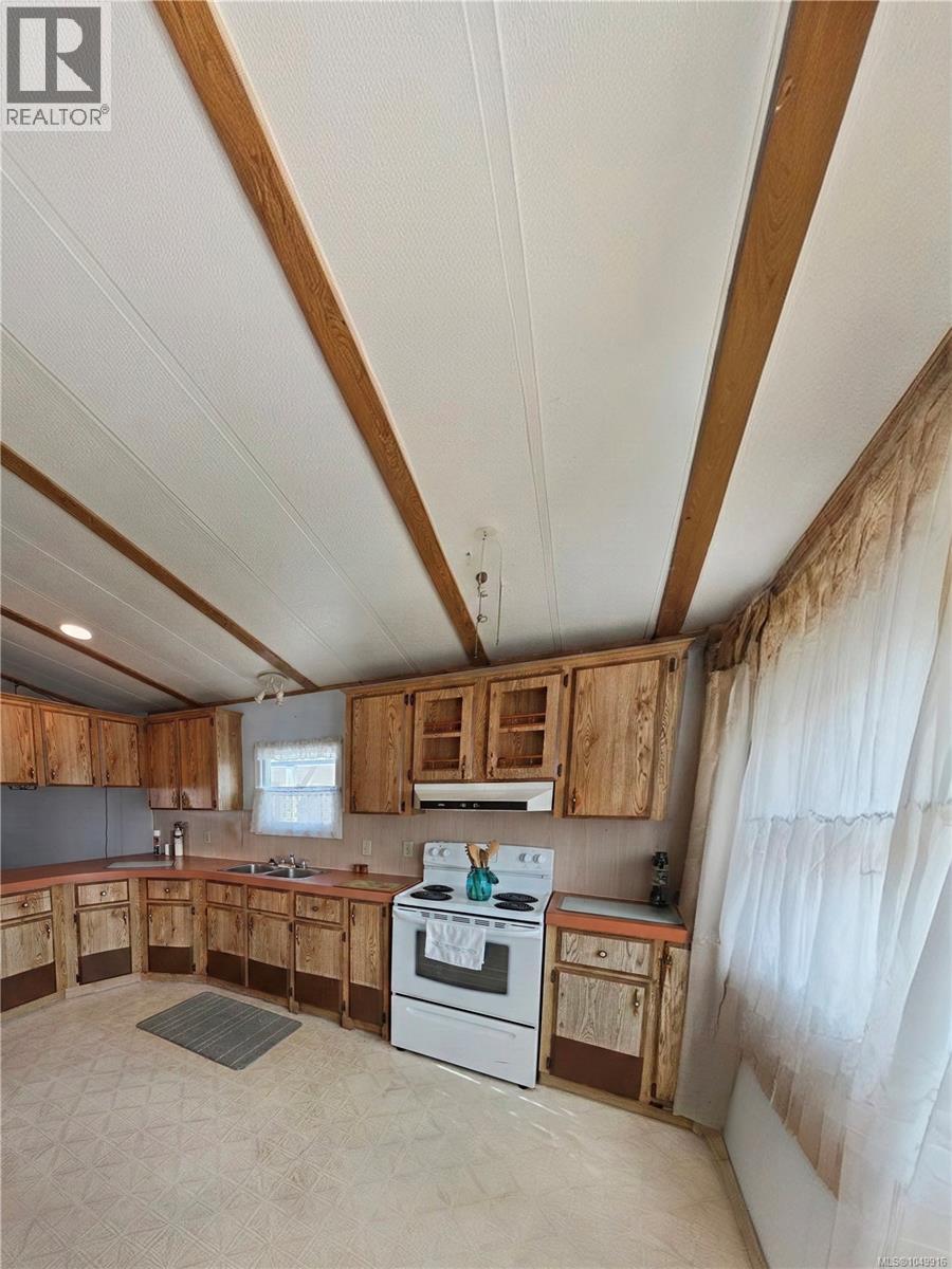 13 10980 Westdowne Rd Property Photo 27