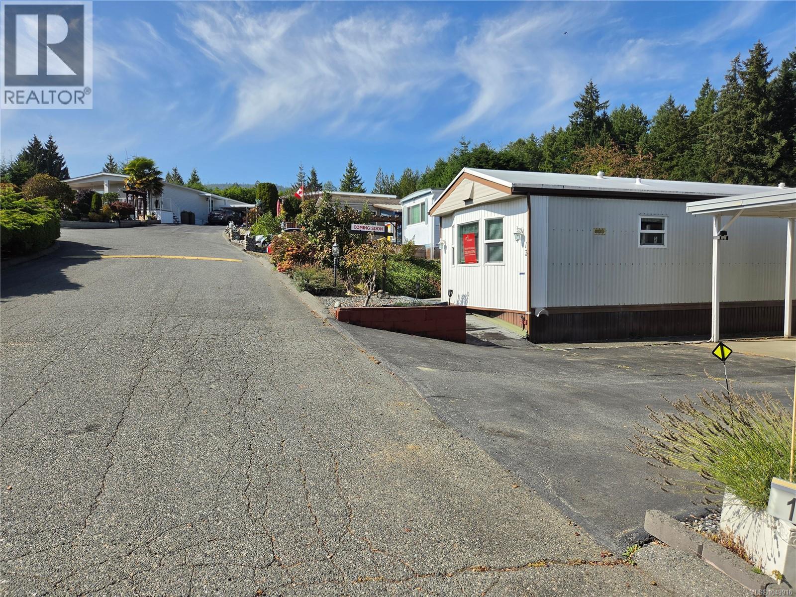 13 10980 Westdowne Rd Property Photo 47