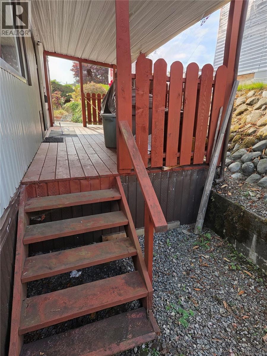 13 10980 Westdowne Rd Property Photo 50