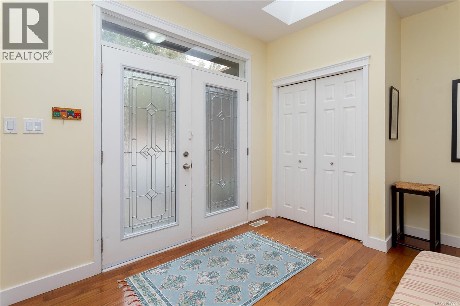 6082 Copper View Lane Property Photo 6
