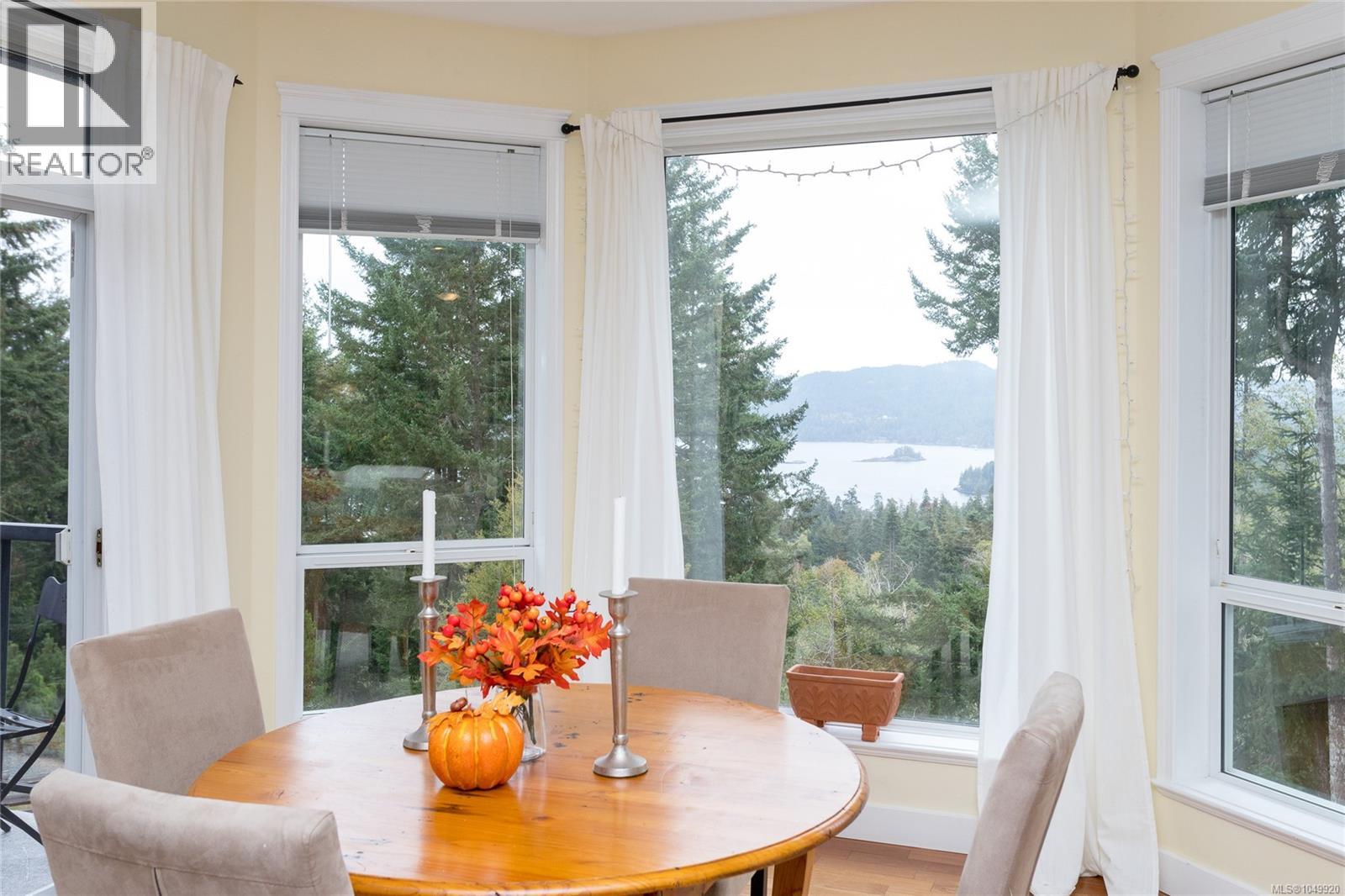 6082 Copper View Lane Property Photo 15