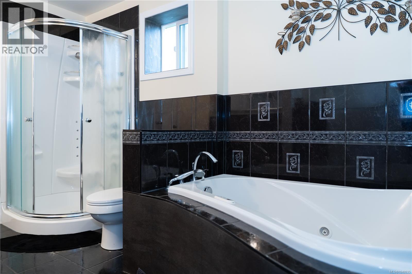 1777 Cecil St Property Photo 10