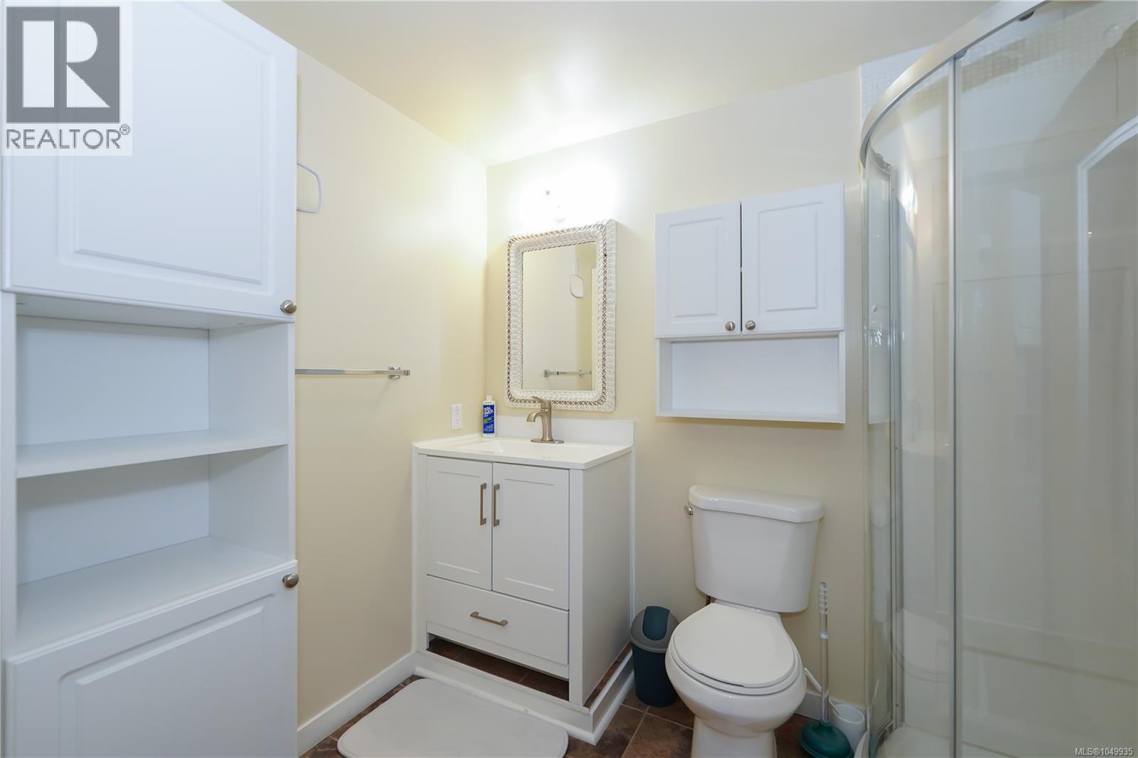 1777 Cecil St Property Photo 18