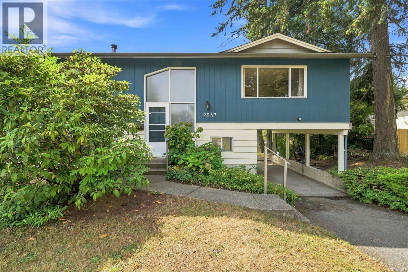 2247 Rosstown Rd Property Photo 1