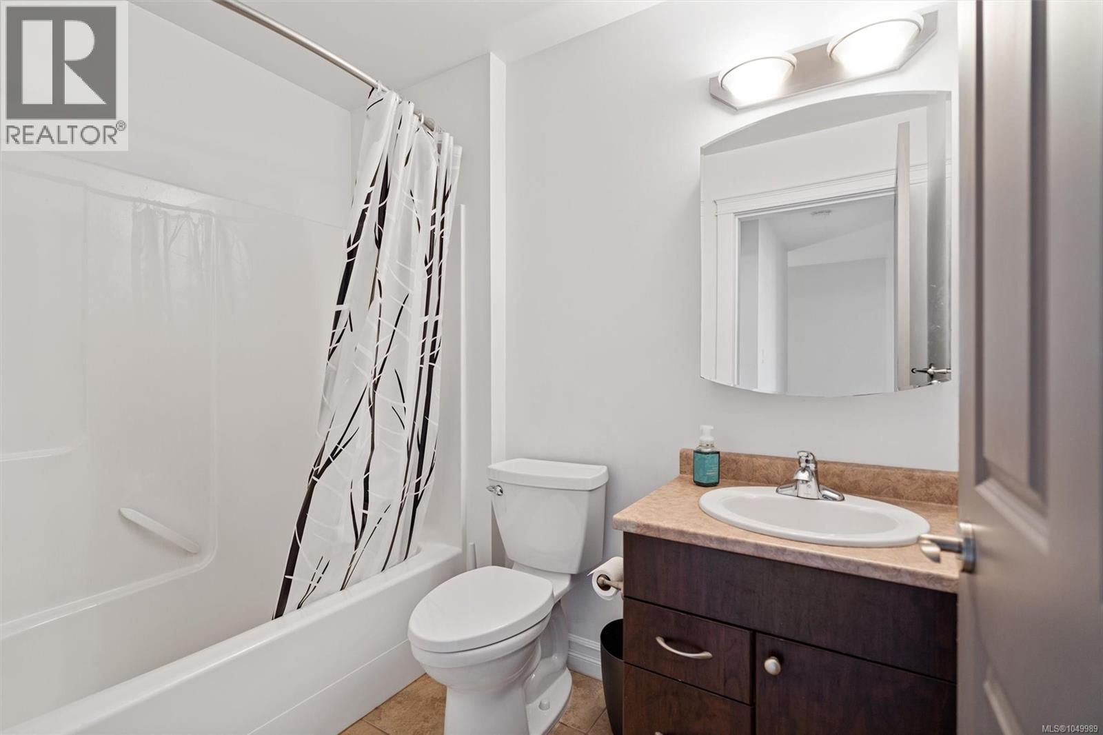 105 827 Arncote Ave Property Photo 26