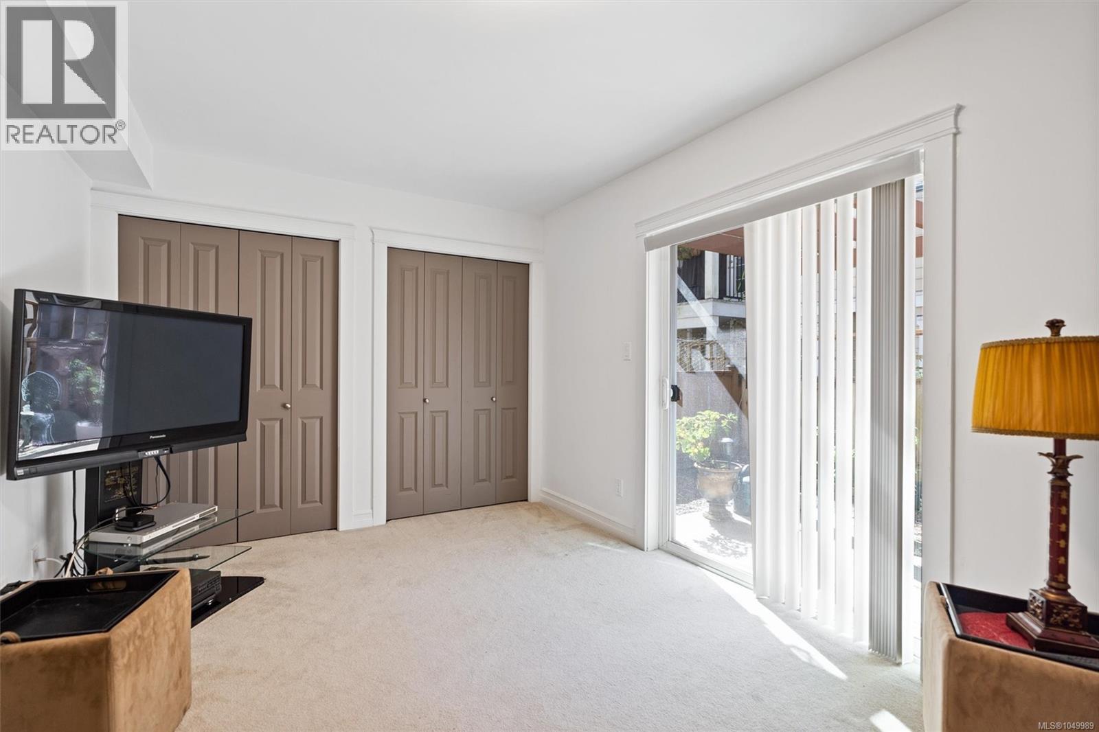 105 827 Arncote Ave Property Photo 28