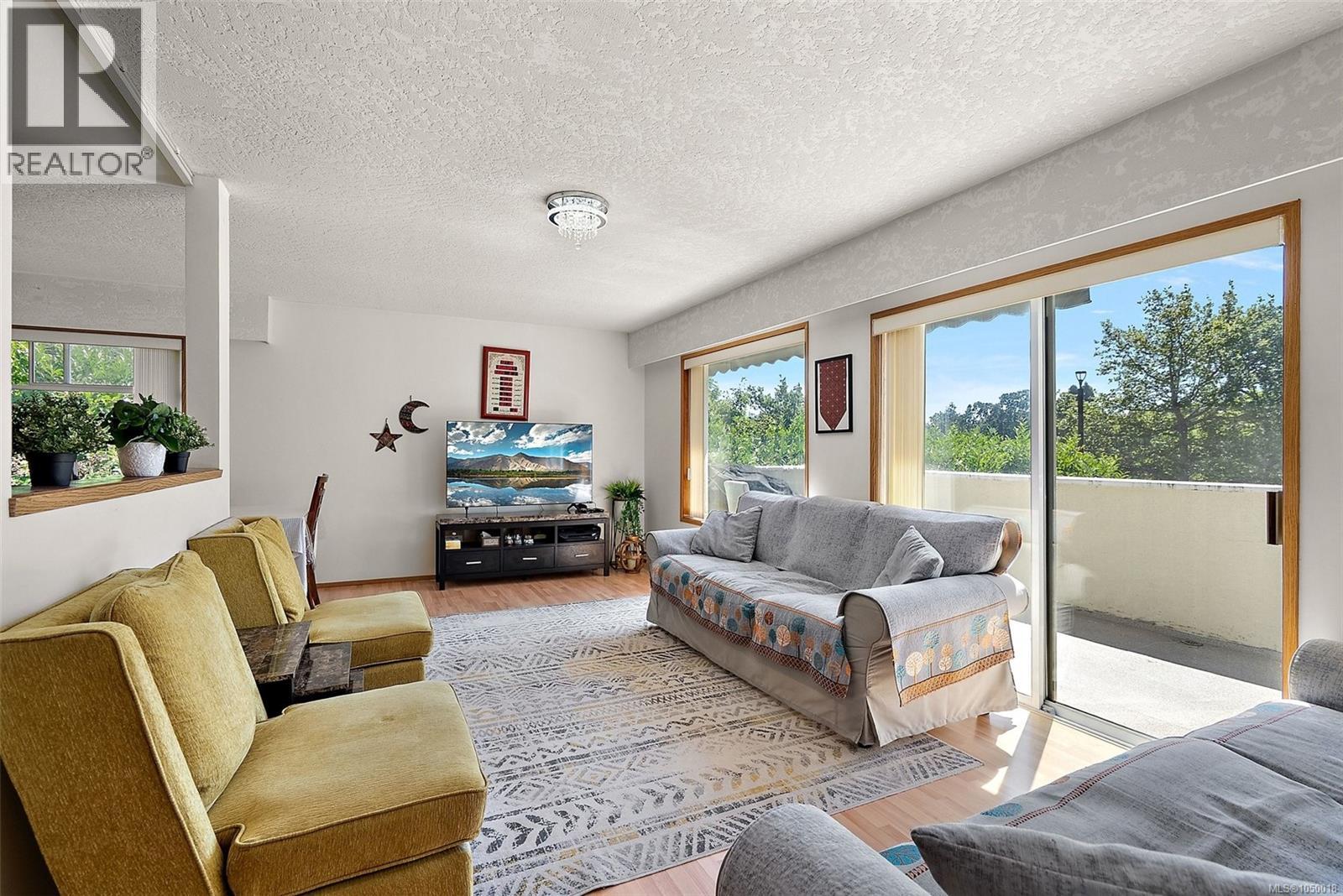 3301 Argyle Pl Property Photo 5
