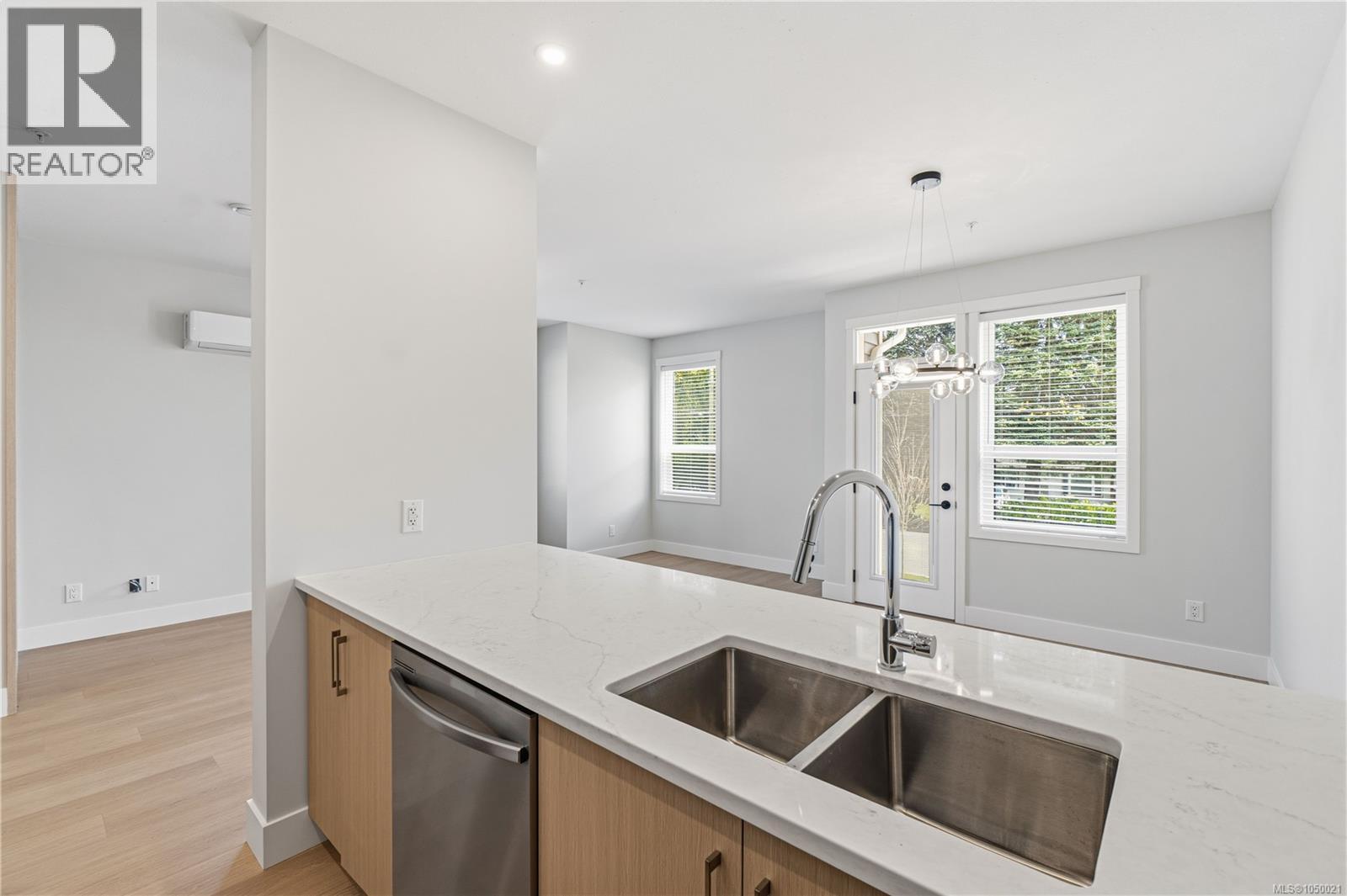 1515 Marban Rd Property Photo 10