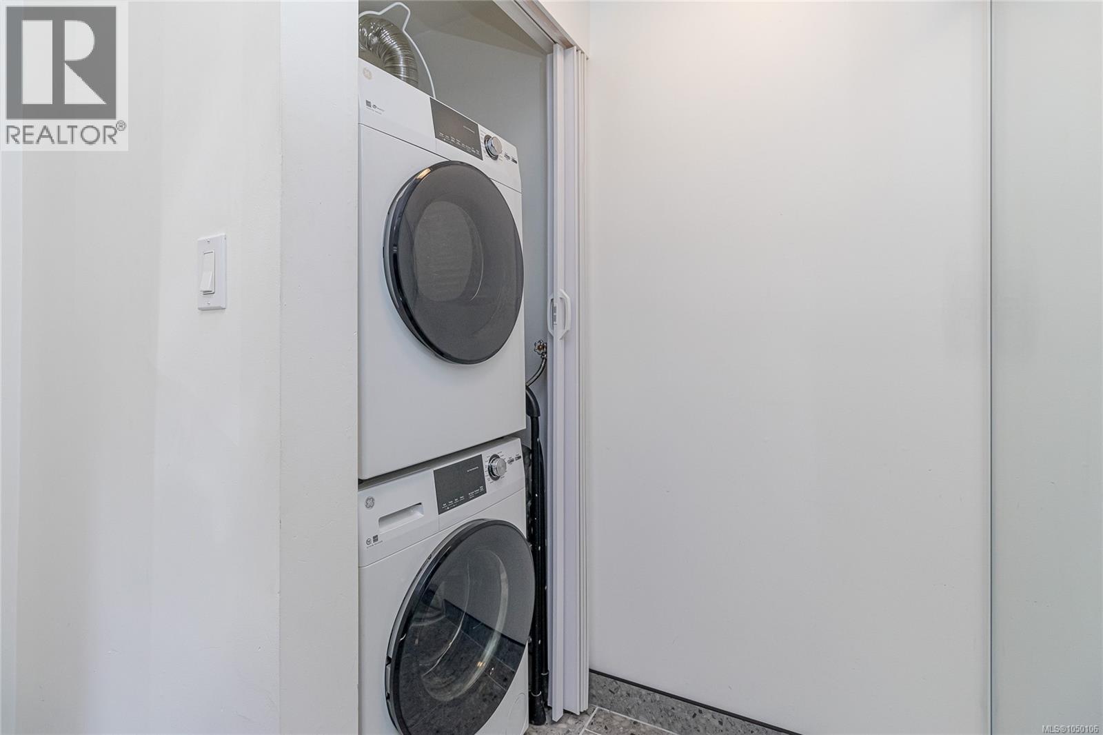 107 9916 Daniel St Property Photo 22