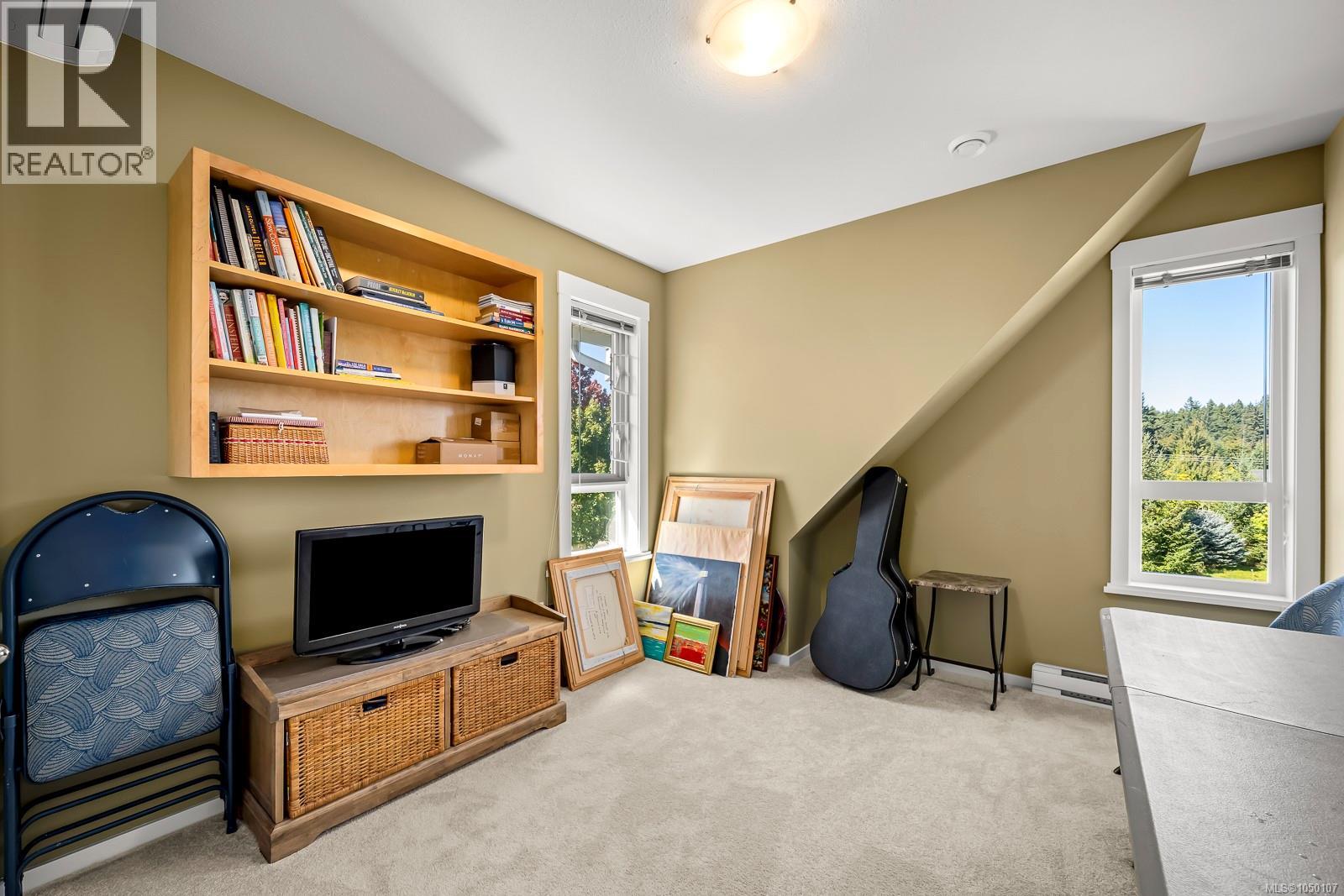 17 700 Lancaster Way Property Photo 17