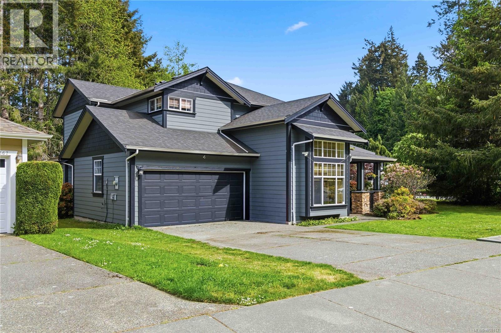 2365 Demamiel Dr Property Photo 4