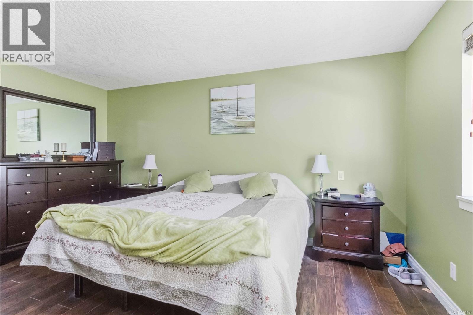 2365 Demamiel Dr Property Photo 24