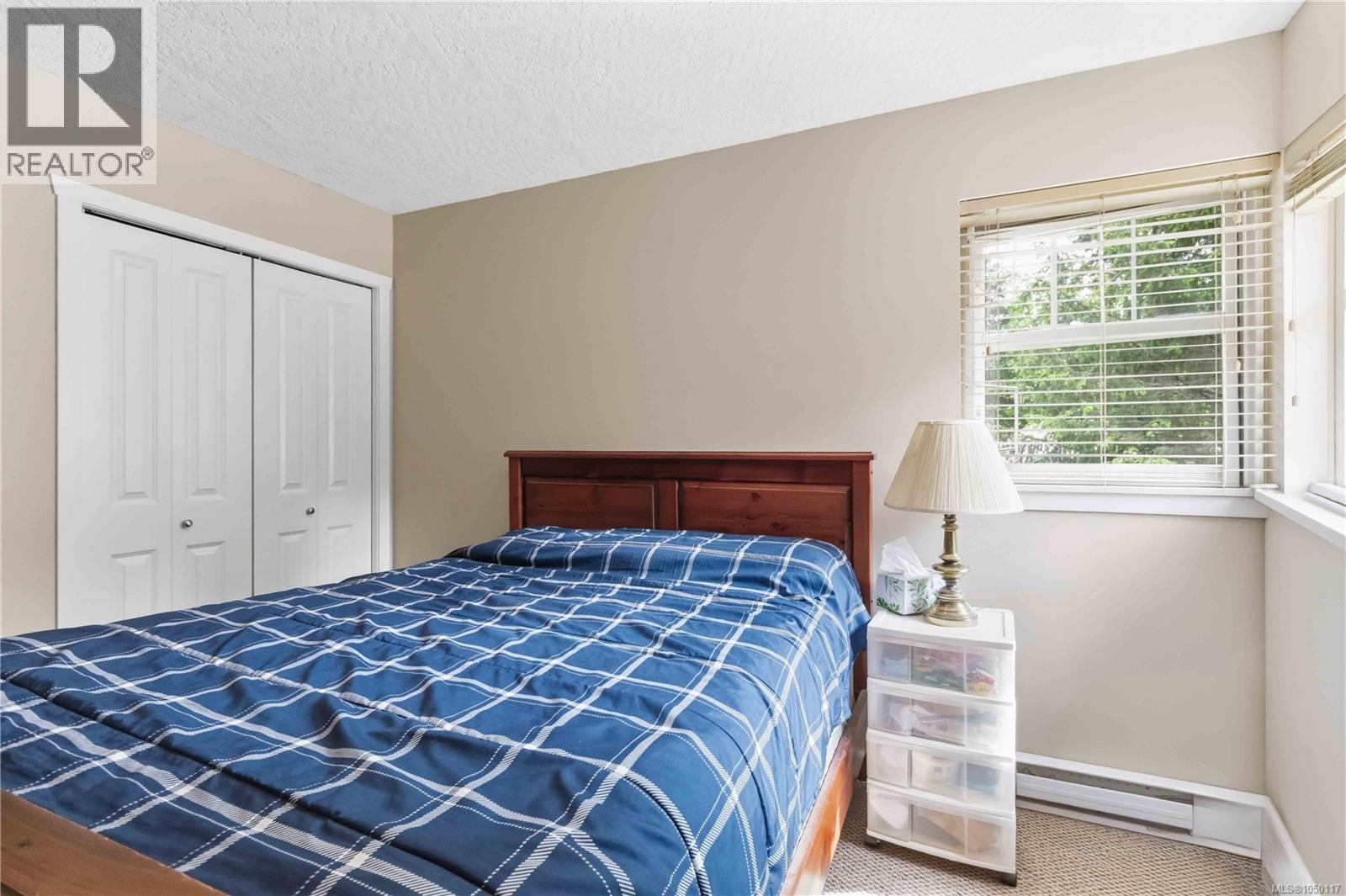 2365 Demamiel Dr Property Photo 32