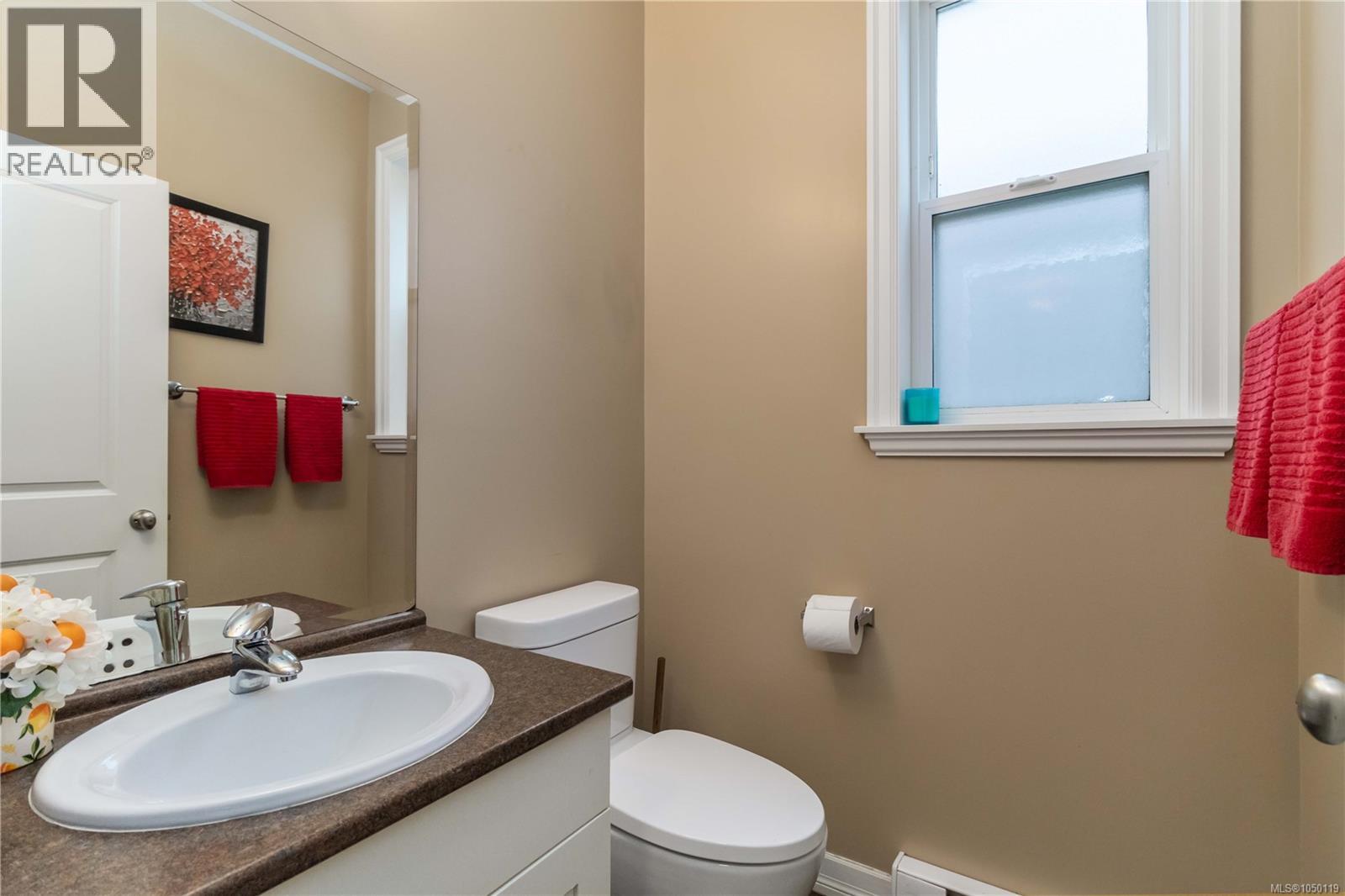106 2260 Maple Ave N Property Photo 25