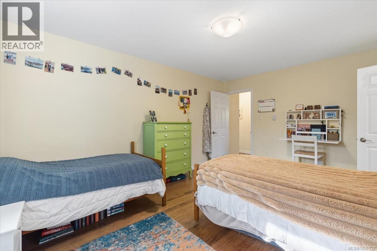 620 Spruce St Property Photo 33
