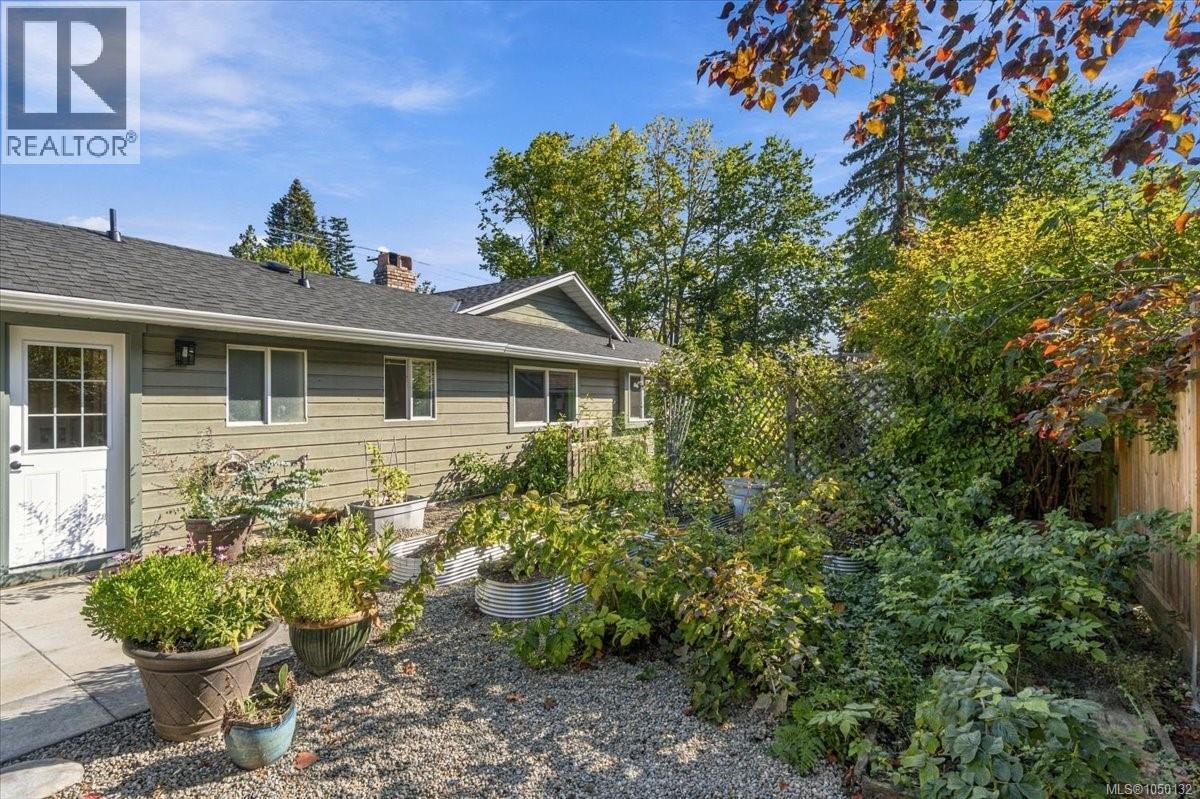620 Spruce St Property Photo 55