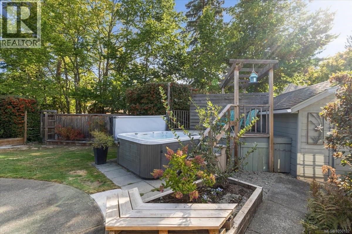 620 Spruce St Property Photo 59