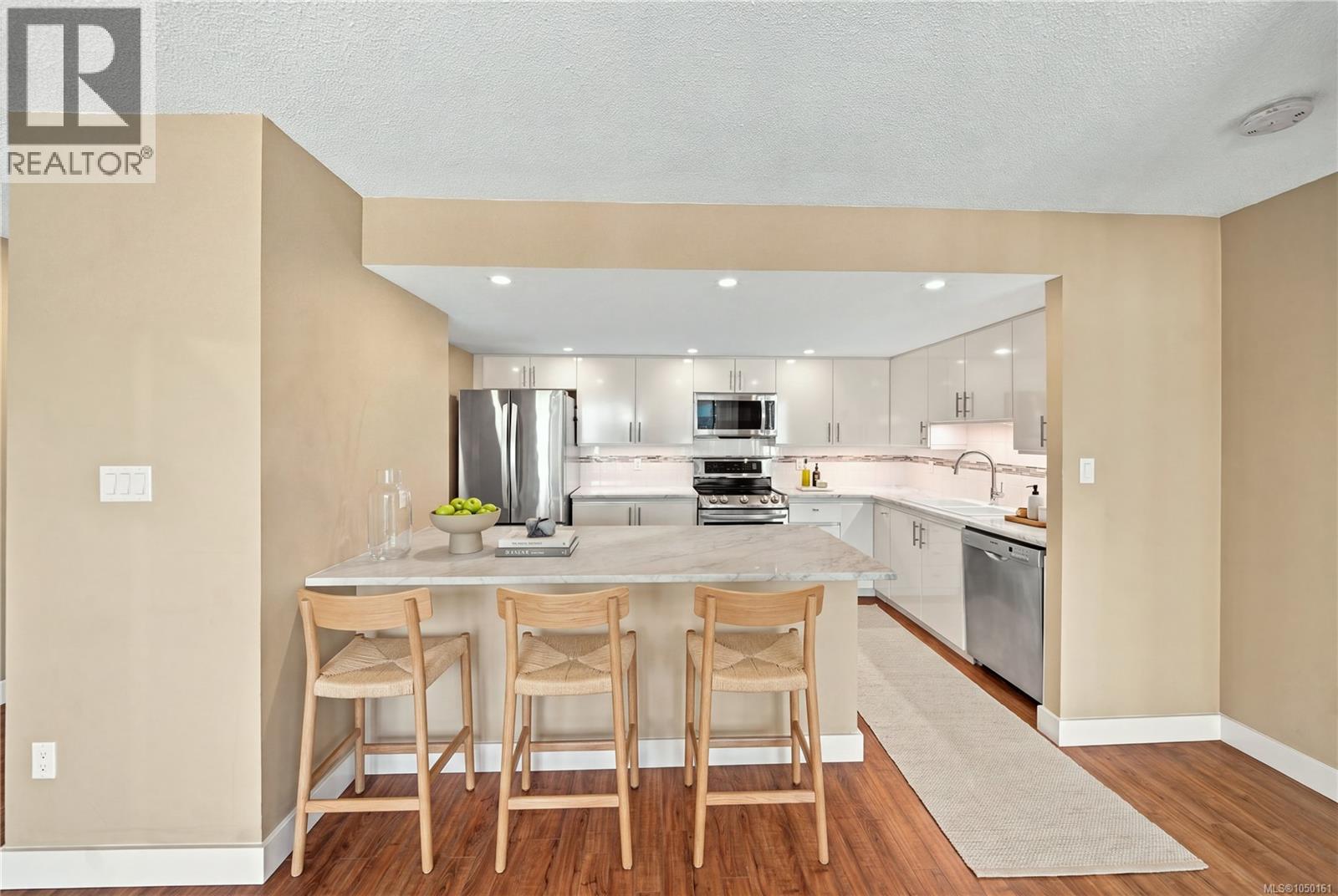 402 158 Promenade Dr Property Photo 17