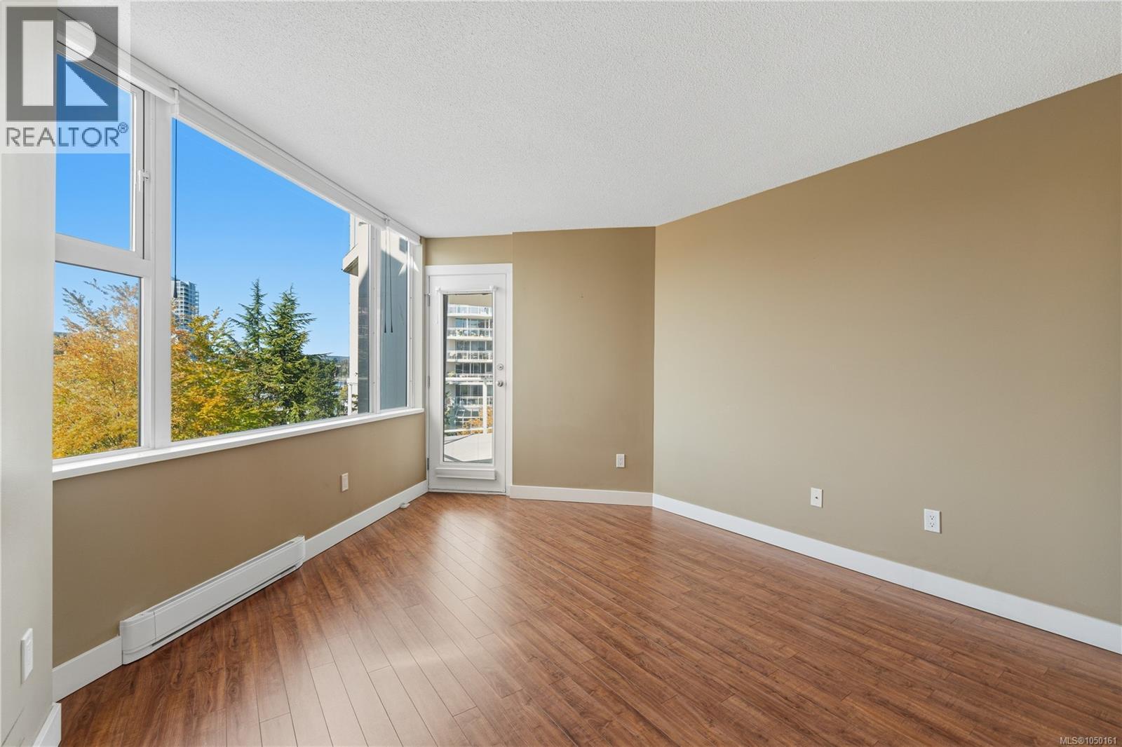 402 158 Promenade Dr Property Photo 26