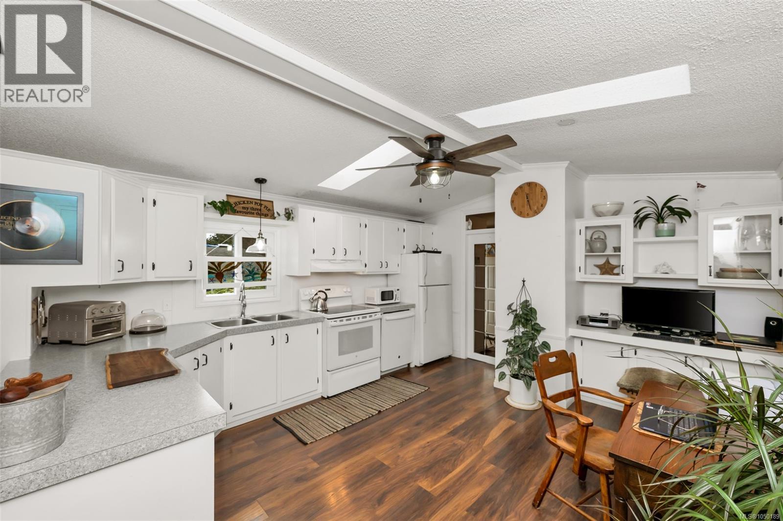 222 2779 Stautw Rd Property Photo 4