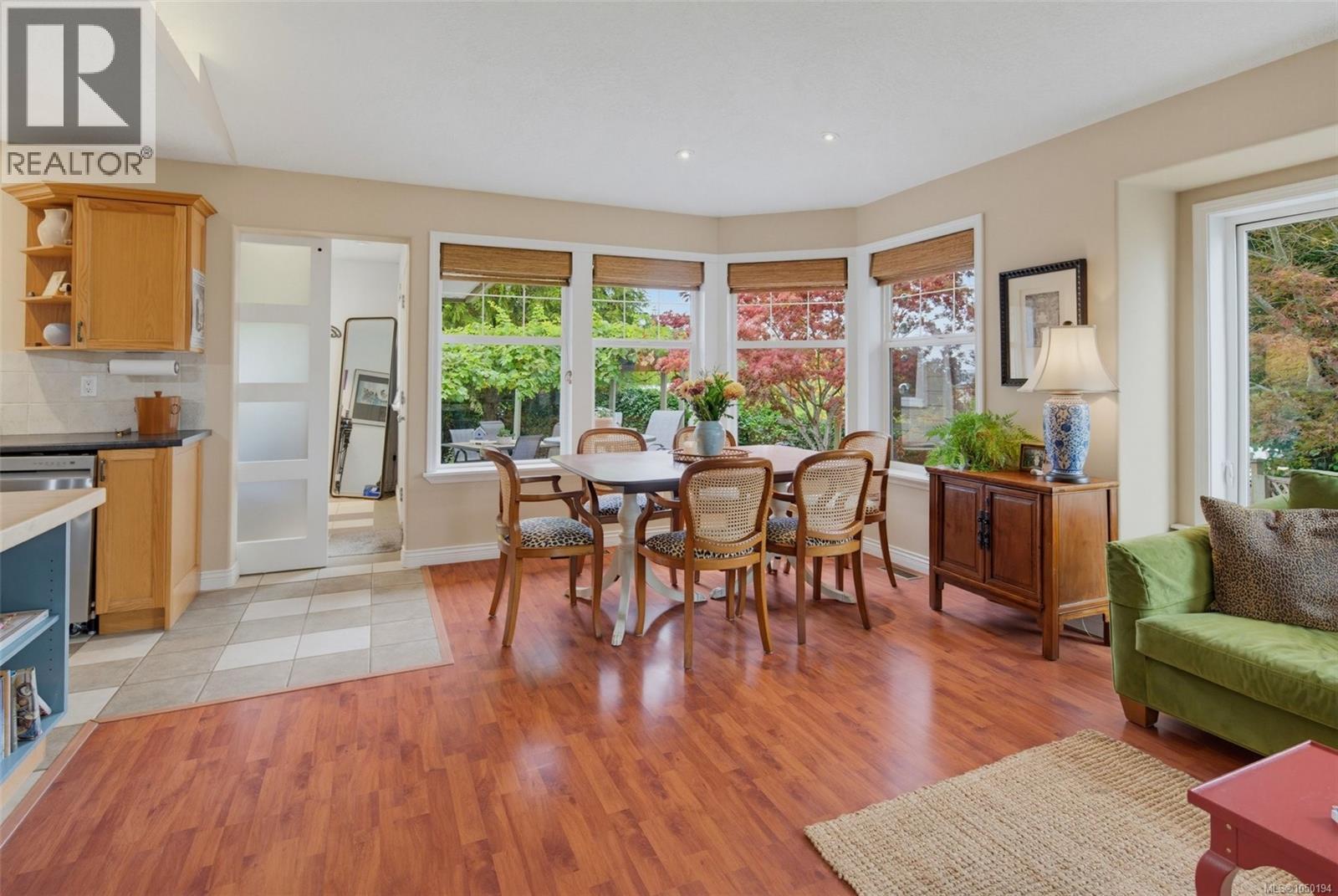 8102 Spinnaker Pl Property Photo 6