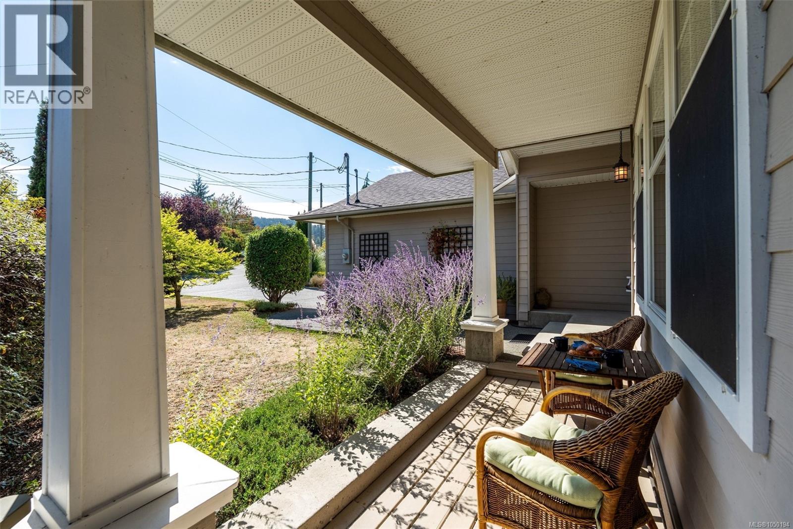 8102 Spinnaker Pl Property Photo 8
