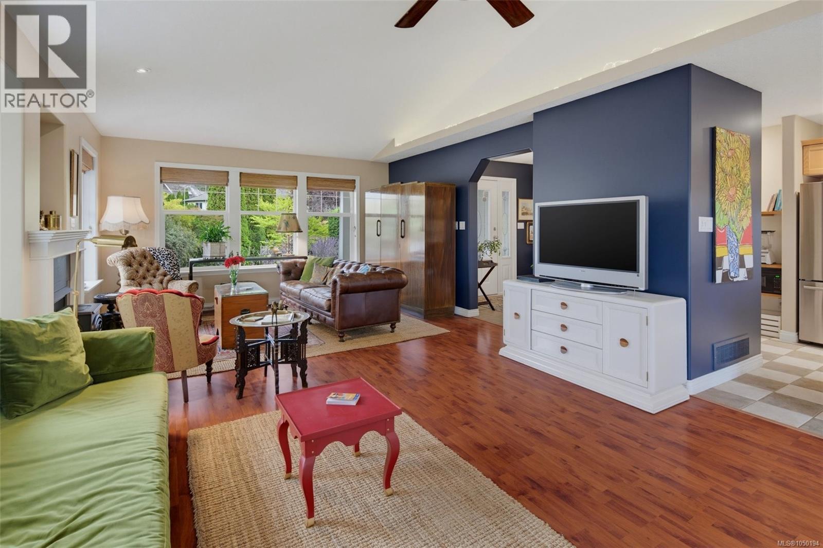 8102 Spinnaker Pl Property Photo 24