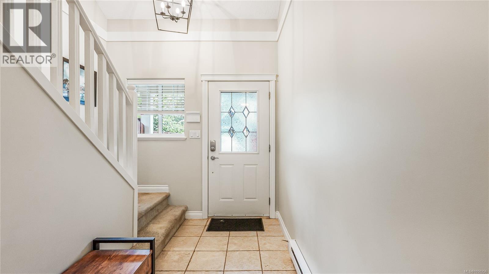 110 724 Larkhall Rd Property Photo 3