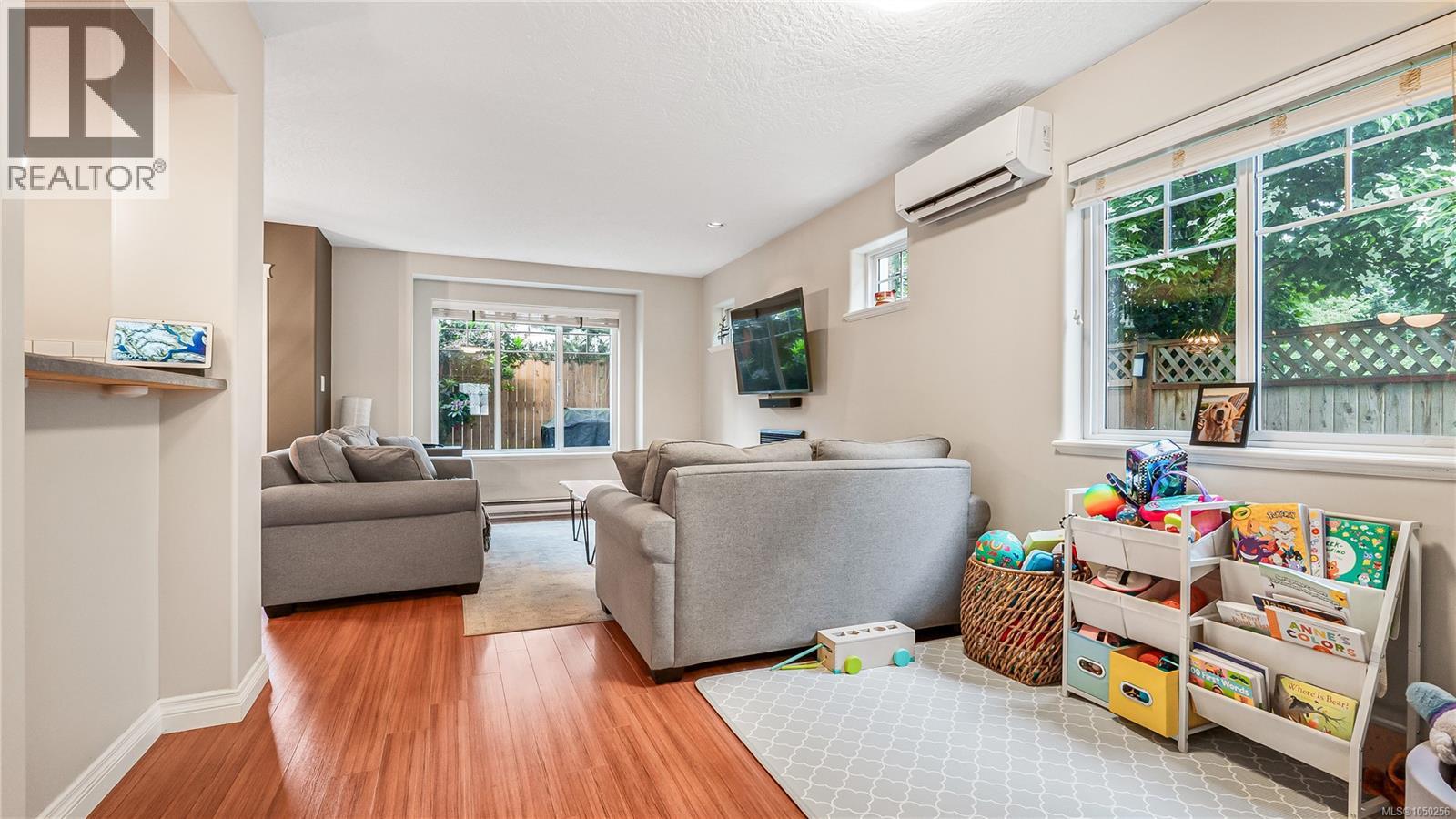 110 724 Larkhall Rd Property Photo 4