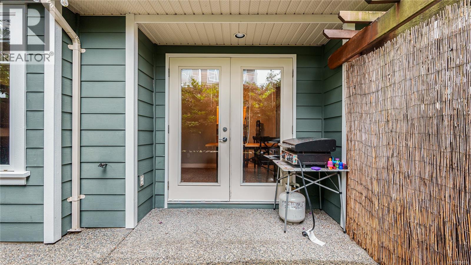 110 724 Larkhall Rd Property Photo 25
