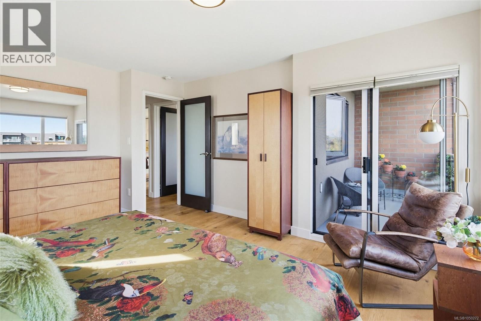 602 103 Gorge Rd E Property Photo 24