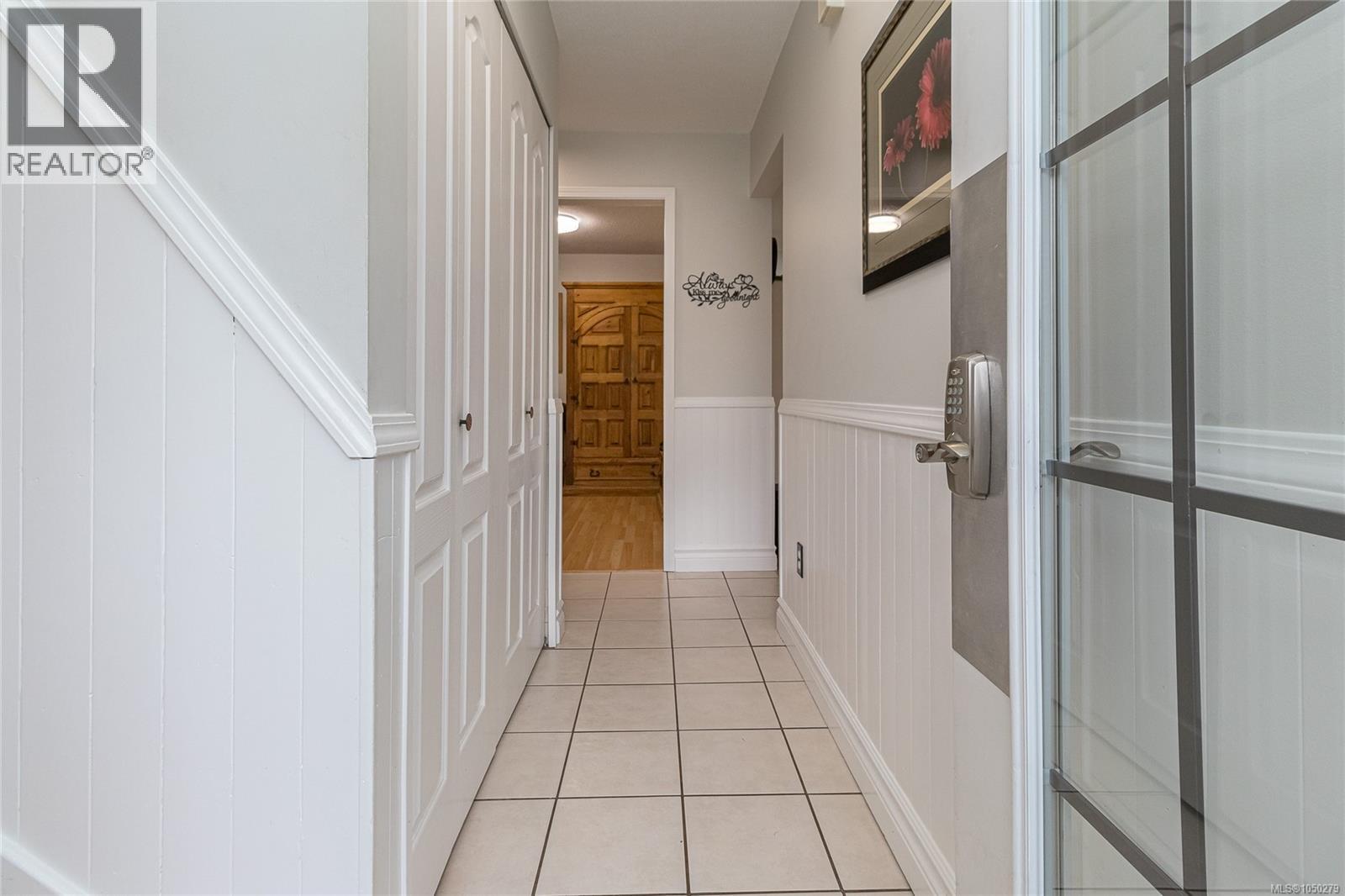 29 2771 Spencer Rd Property Photo 9