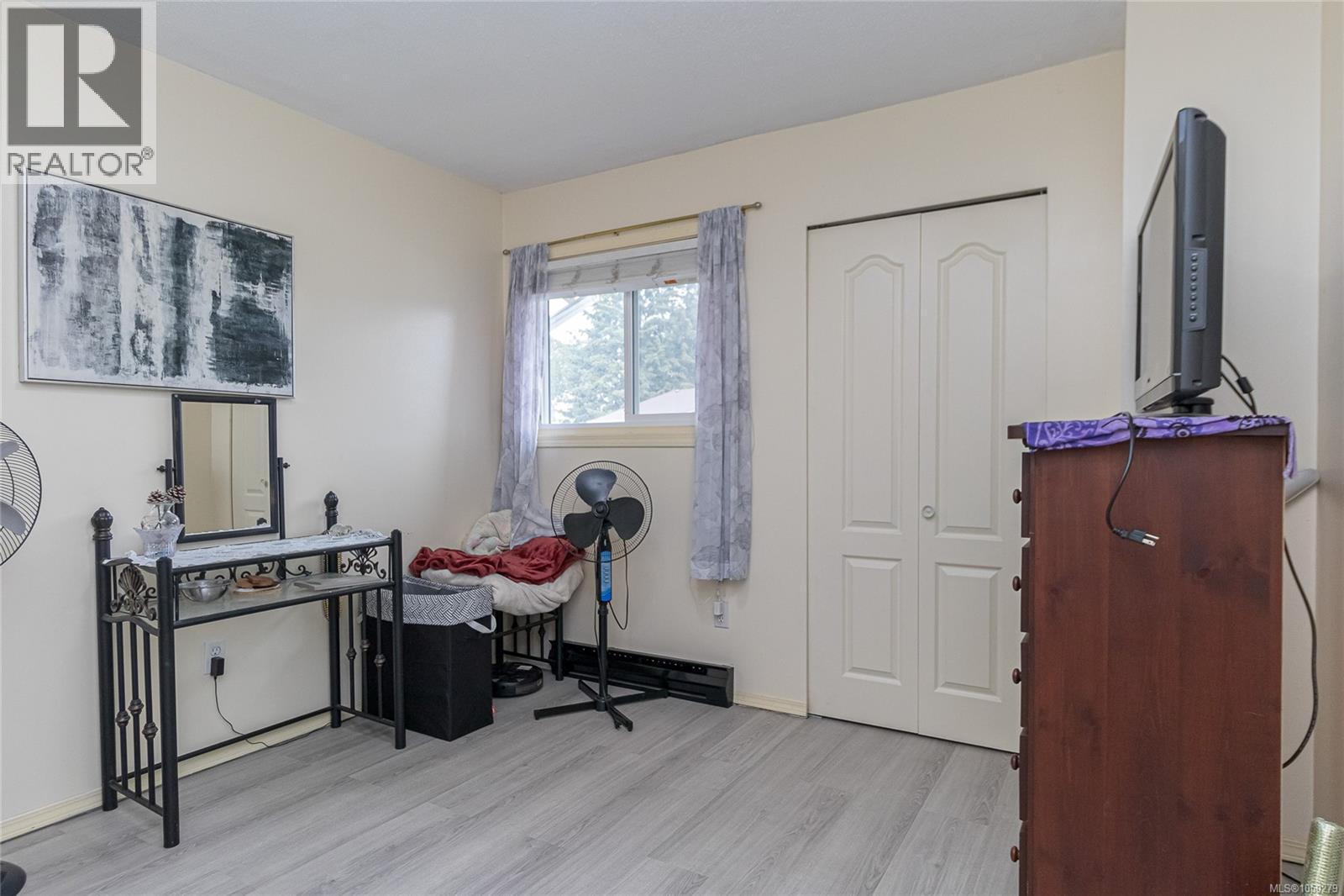 29 2771 Spencer Rd Property Photo 16