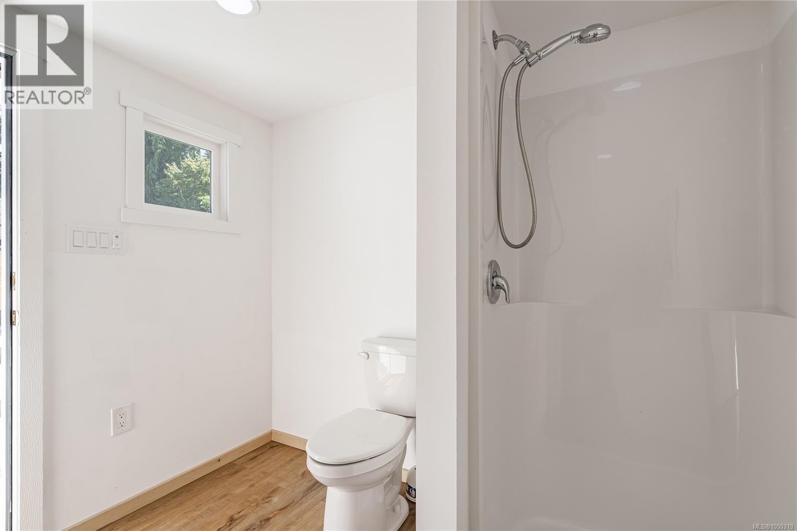 471 Selby St Property Photo 56