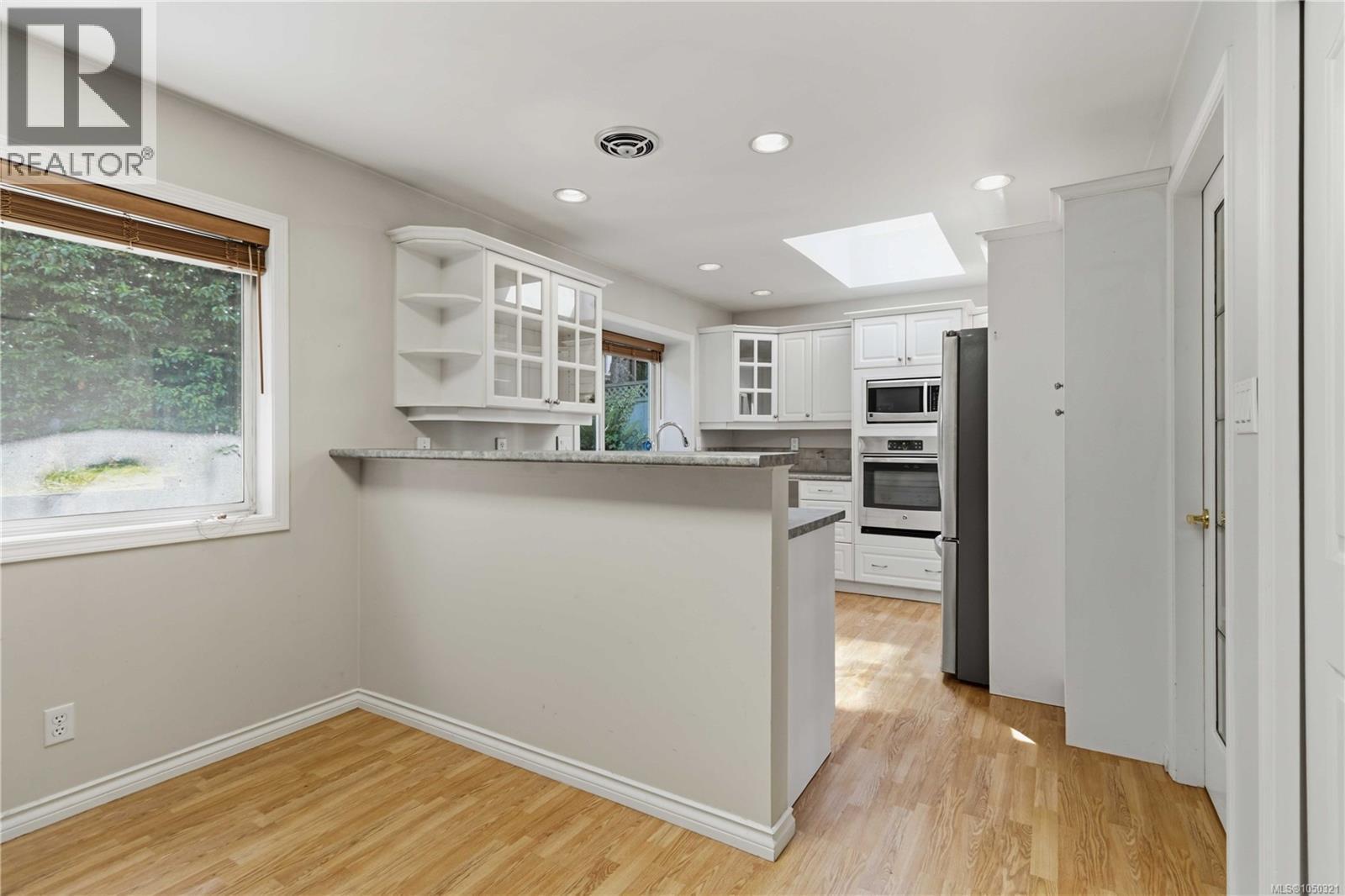 4343 Emily Carr Dr Property Photo 12