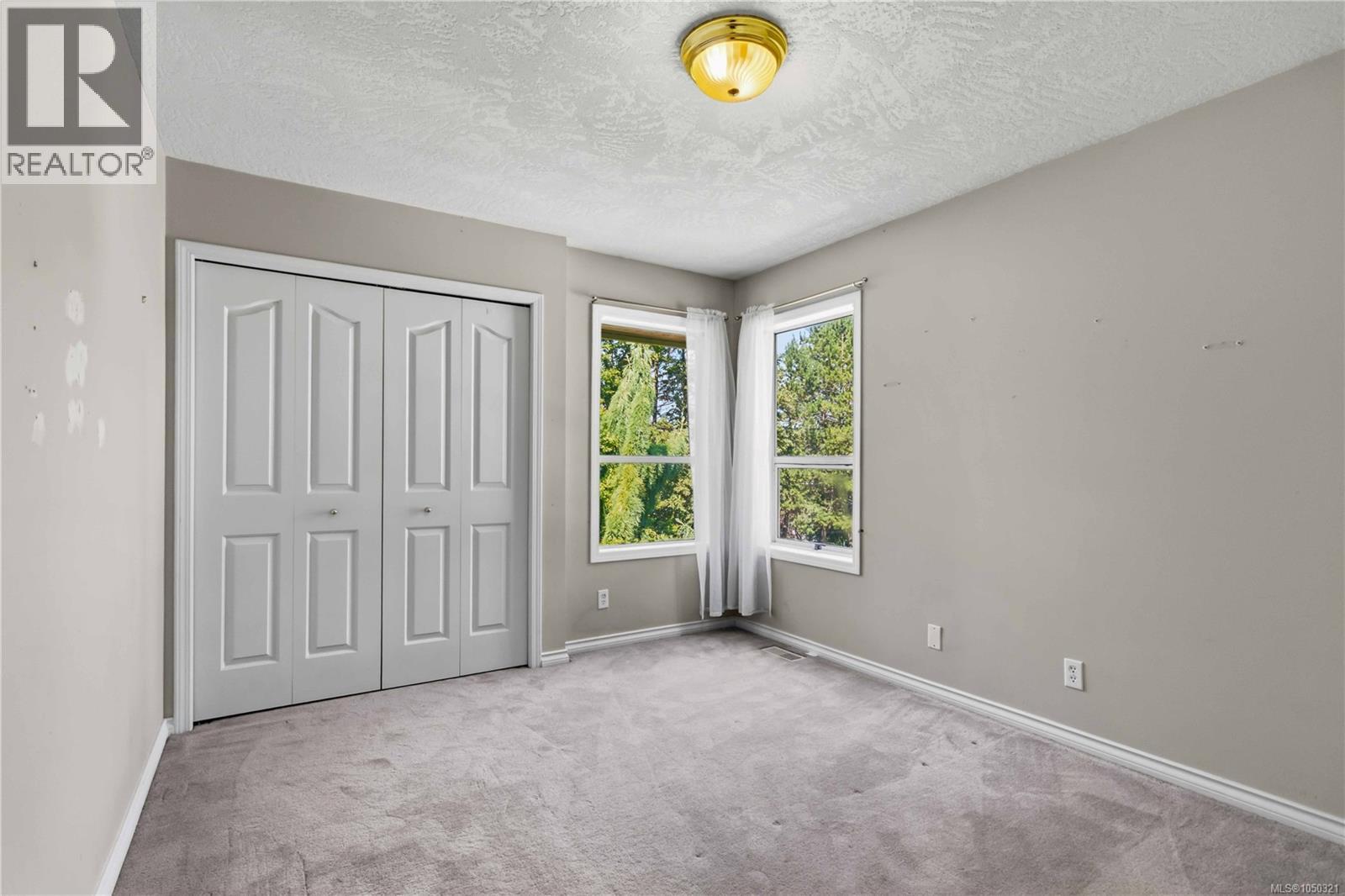 4343 Emily Carr Dr Property Photo 23