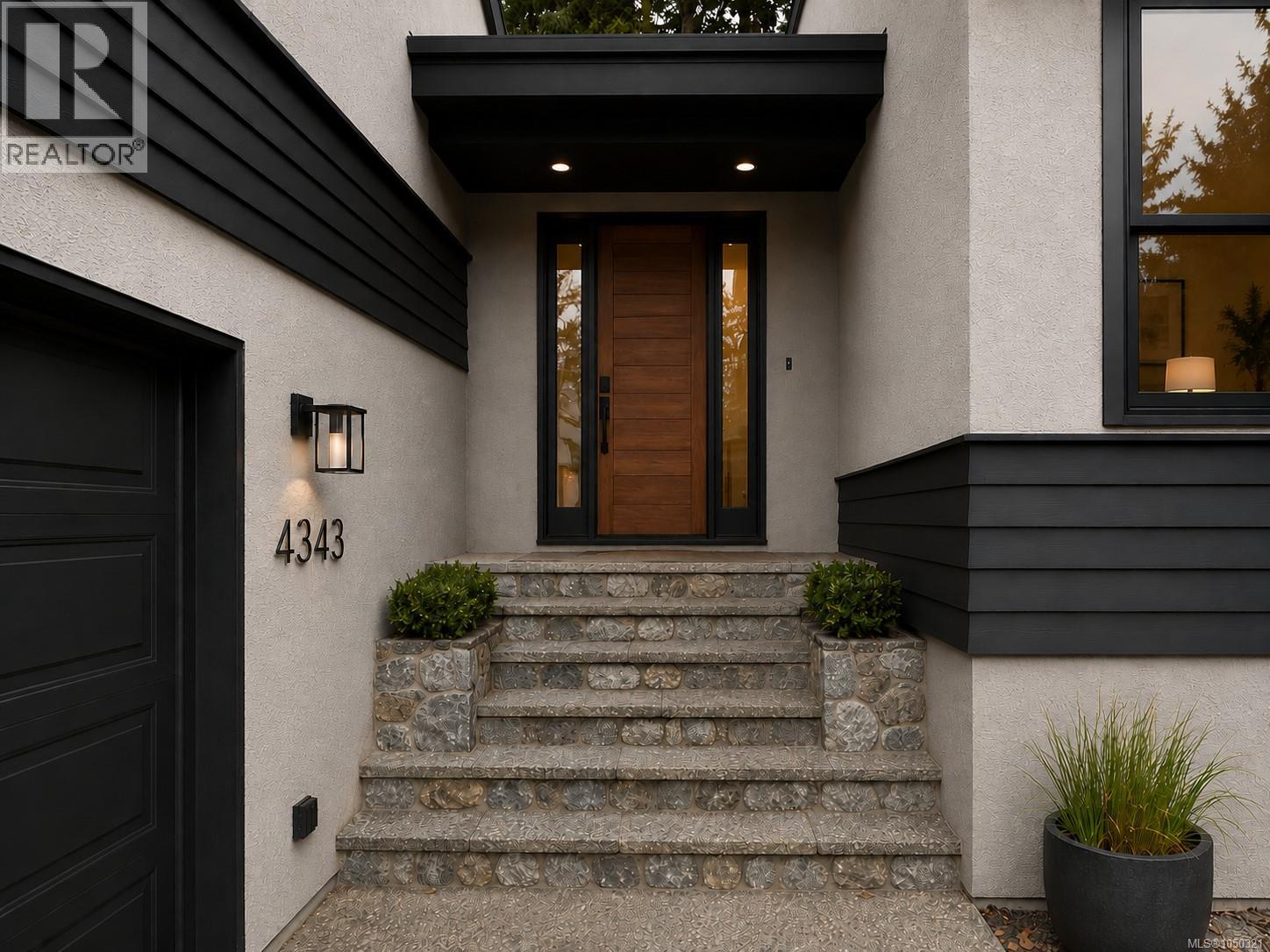 4343 Emily Carr Dr Property Photo 32