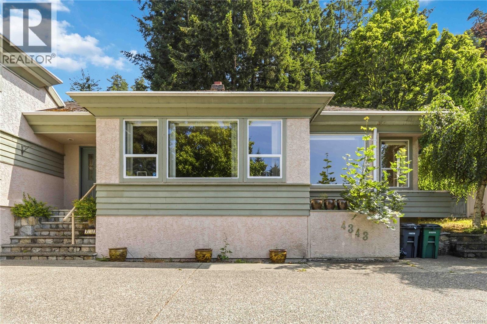 4343 Emily Carr Dr Property Photo 35