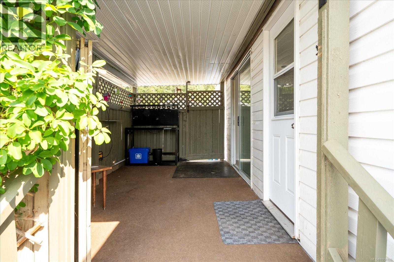 39 1050 Bowlby Rd Property Photo 5