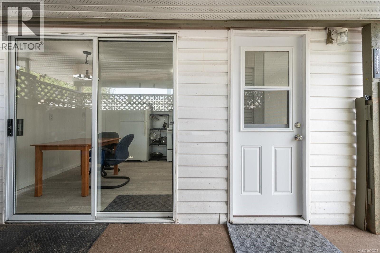 39 1050 Bowlby Rd Property Photo 6