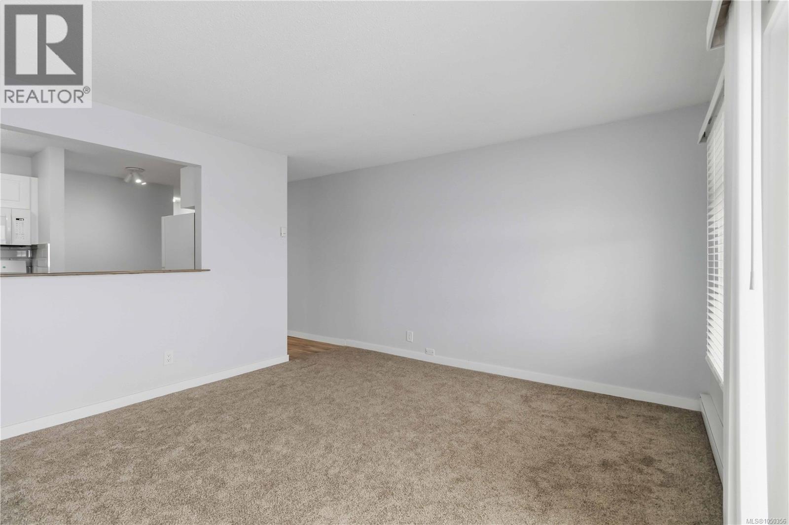 9 1986 Glenidle Rd Property Photo 6