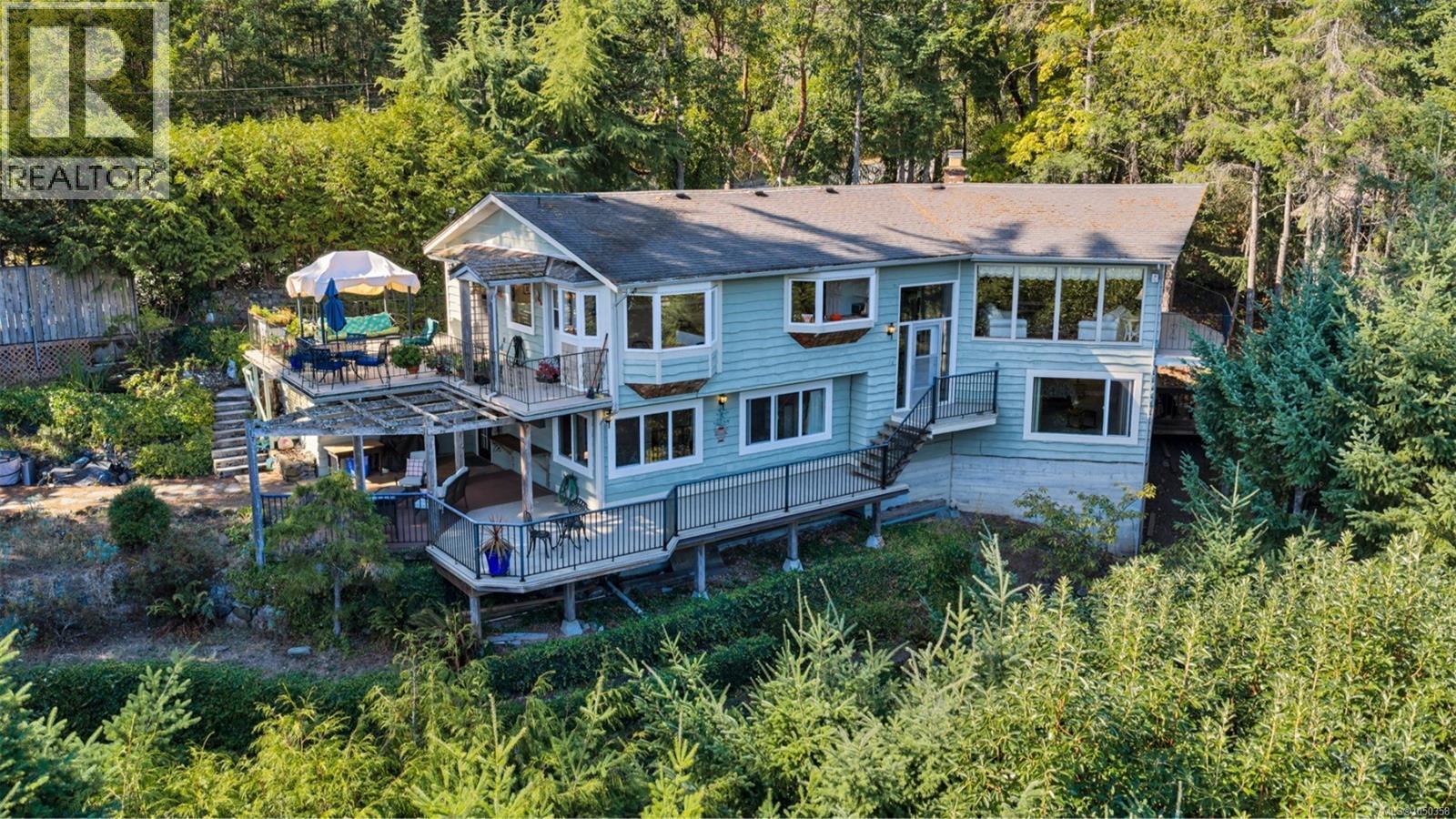 6693 Genoa Bay Rd Property Photo 1