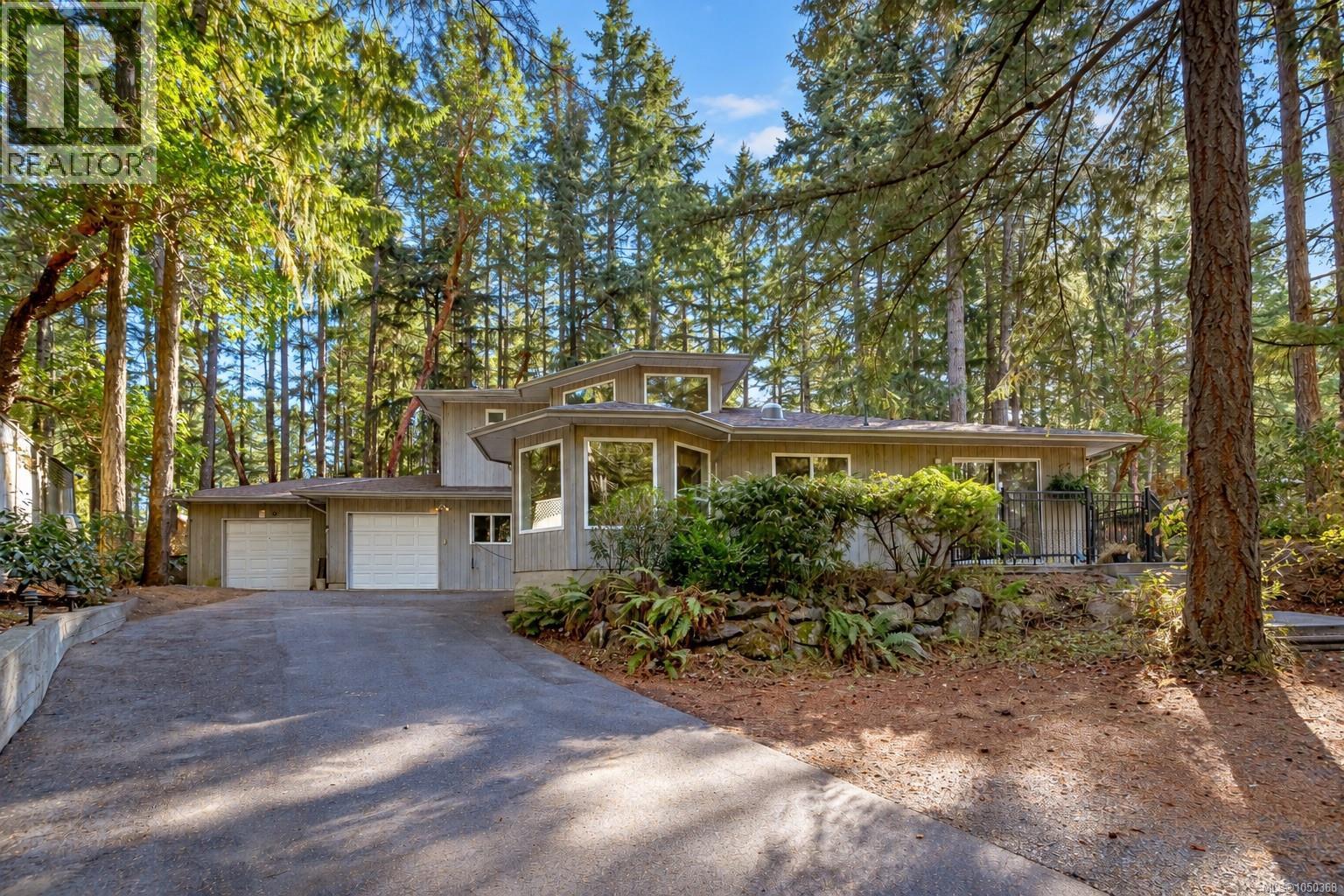 661 Millstream Lake Rd Property Photo 1