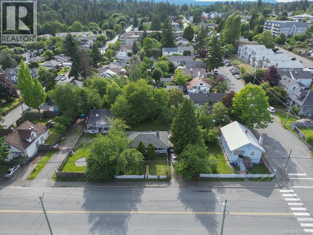 307 Holly Ave Property Photo 1