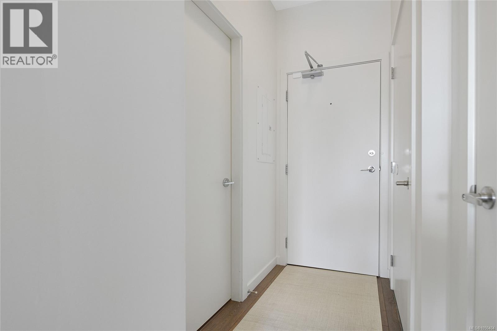 516 517 Fisgard St Property Photo 19